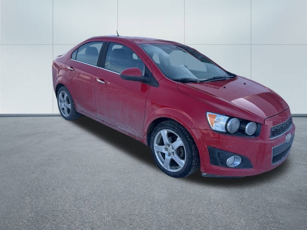2013 Chevrolet Sonic LTZ photo 3
