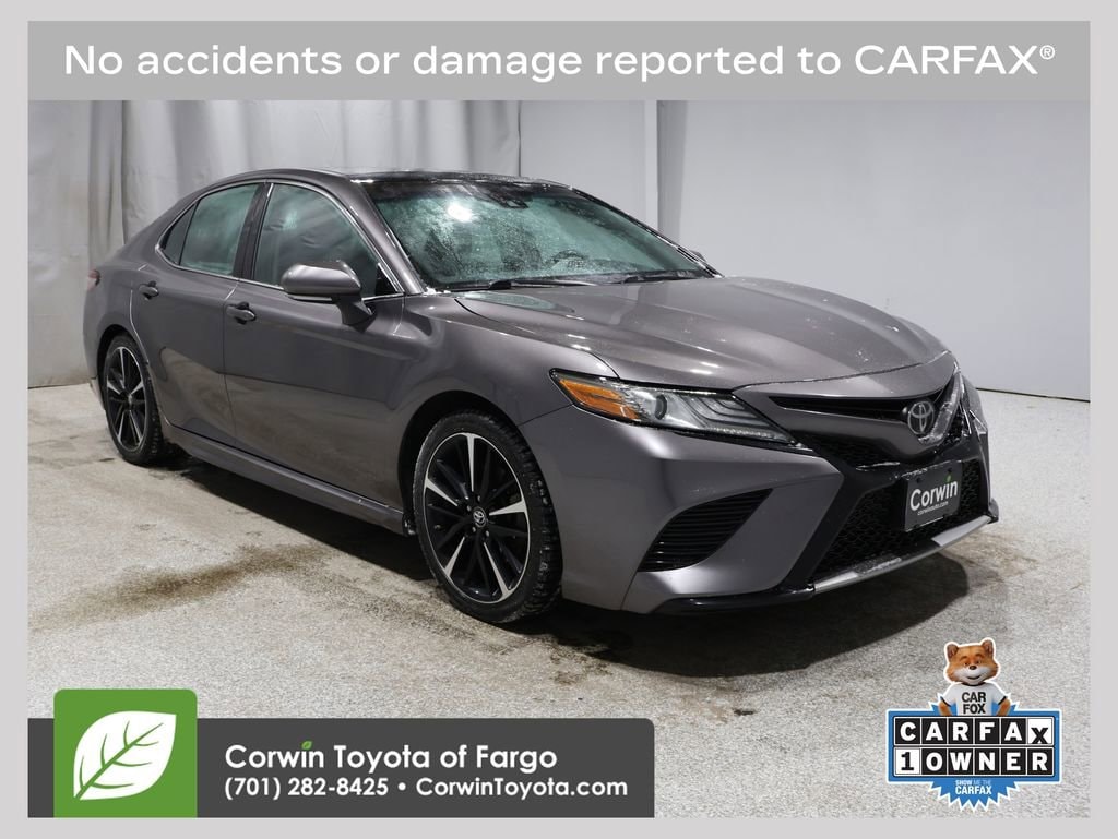 2019 Toyota Camry XSE's photo