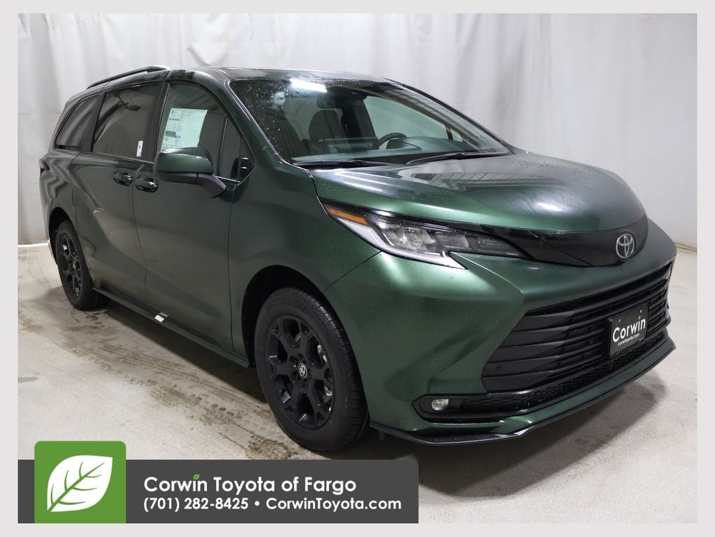 2026 Toyota Sienna Woodland Edition's photo