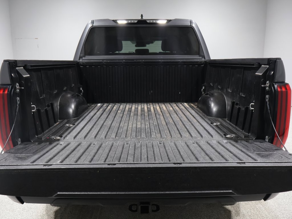 2022 Toyota Tundra SR5 photo 4