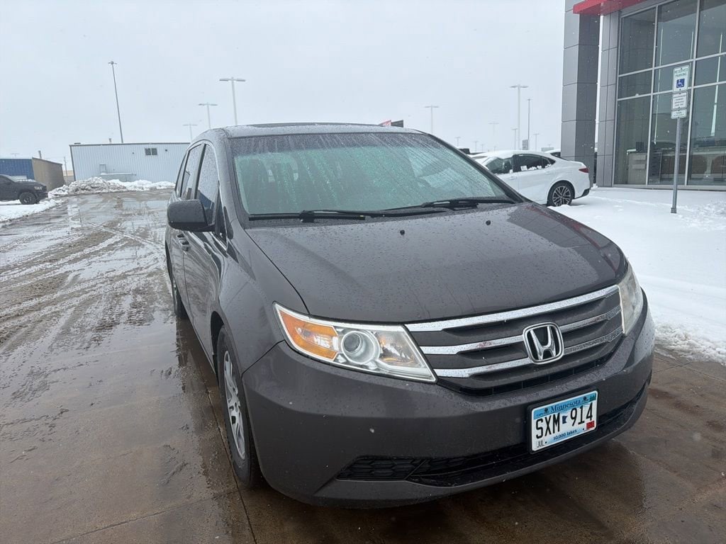 Used 2012 Honda Odyssey EX-L with VIN 5FNRL5H61CB133084 for sale in Fargo, ND