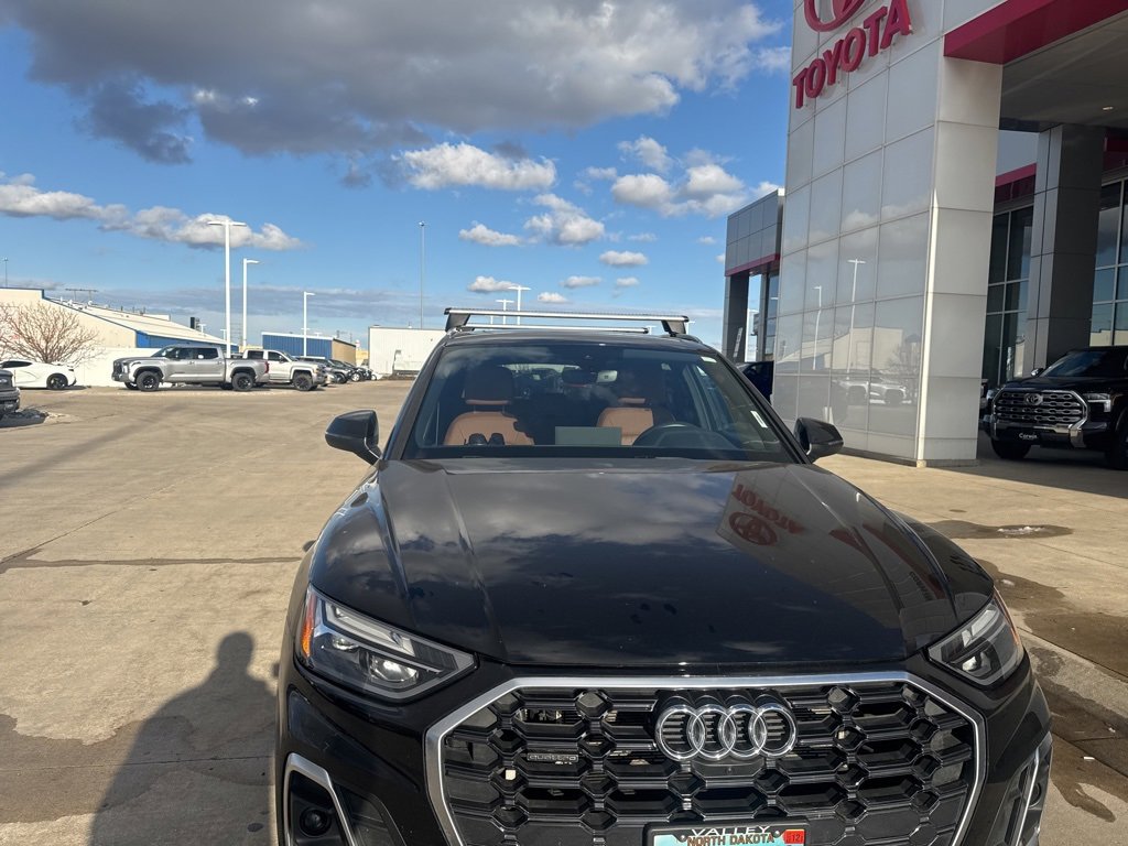 Used 2021 Audi Q5 Premium Plus with VIN WA1E2AFYXM2026225 for sale in Fargo, ND