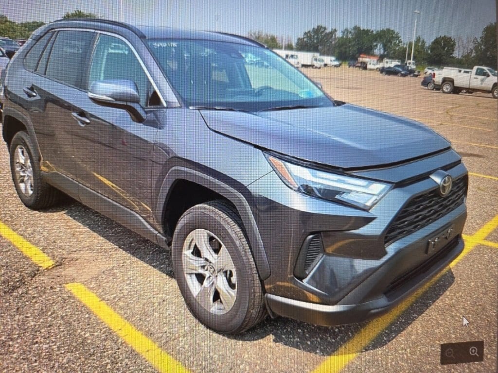 Used 2025 Toyota RAV4 XLE with VIN 2T3P1RFV3SW508366 for sale in Kansas City