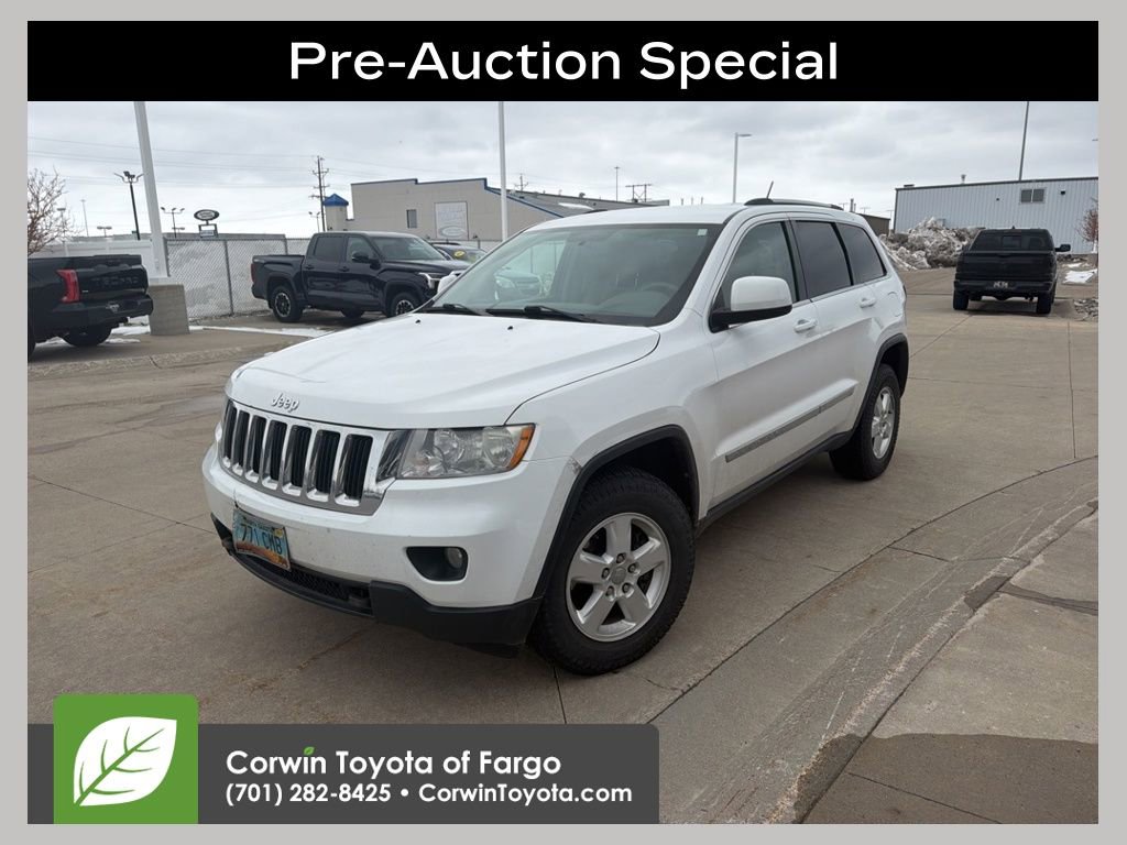 2013 Jeep Grand Cherokee Laredo 4WD's photo