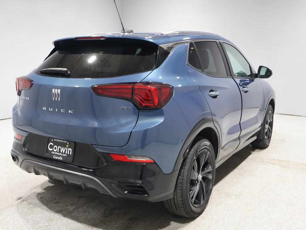 2024 Buick Encore GX Sport Touring photo 2