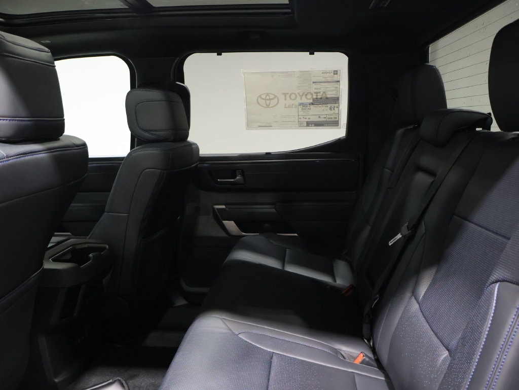 2026 Toyota Tundra Platinum - Photo 8