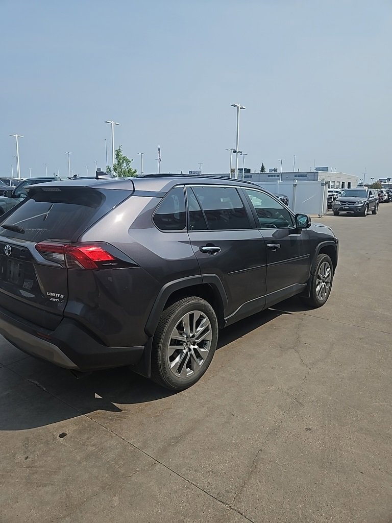 Used 2022 Toyota RAV4 Limited with VIN 2T3N1RFV2NC291020 for sale in Fargo, ND