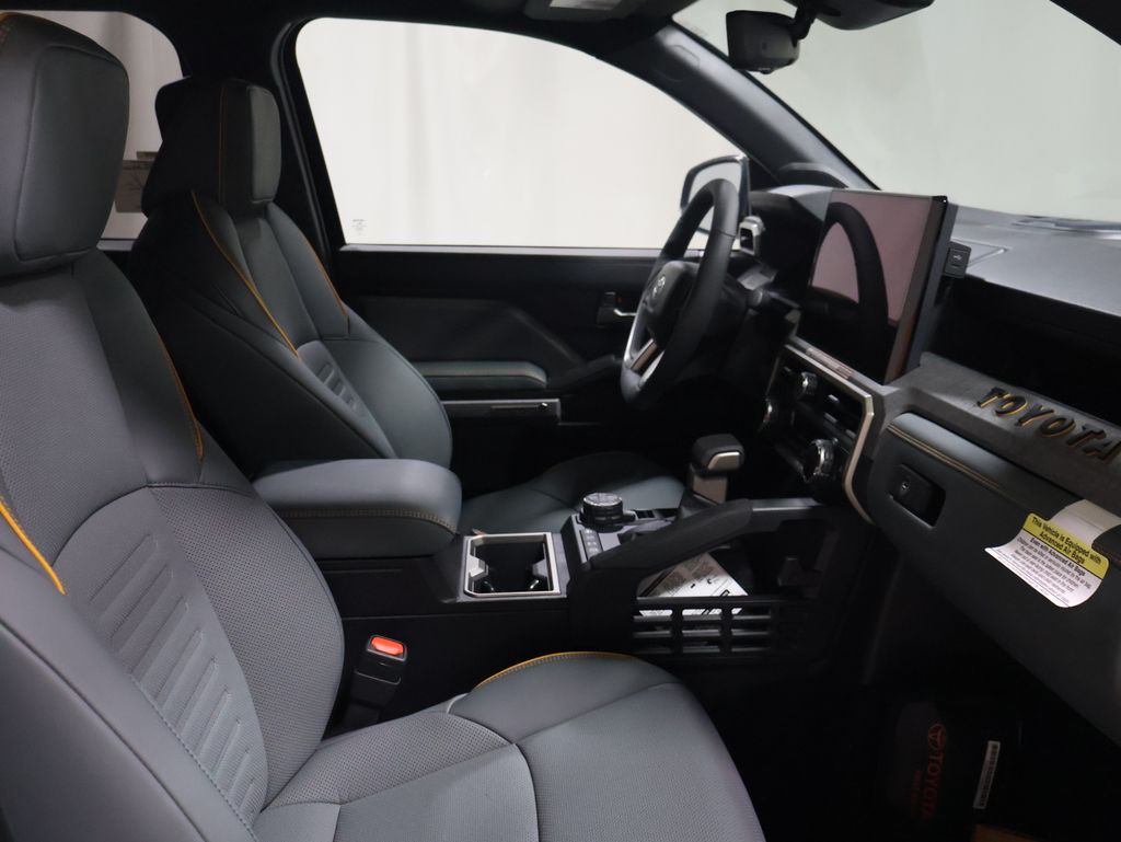 2026 Toyota Tacoma Trailhunter - Photo 15