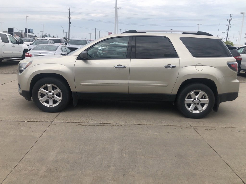 2015 Gmc Acadia SLE photo 3
