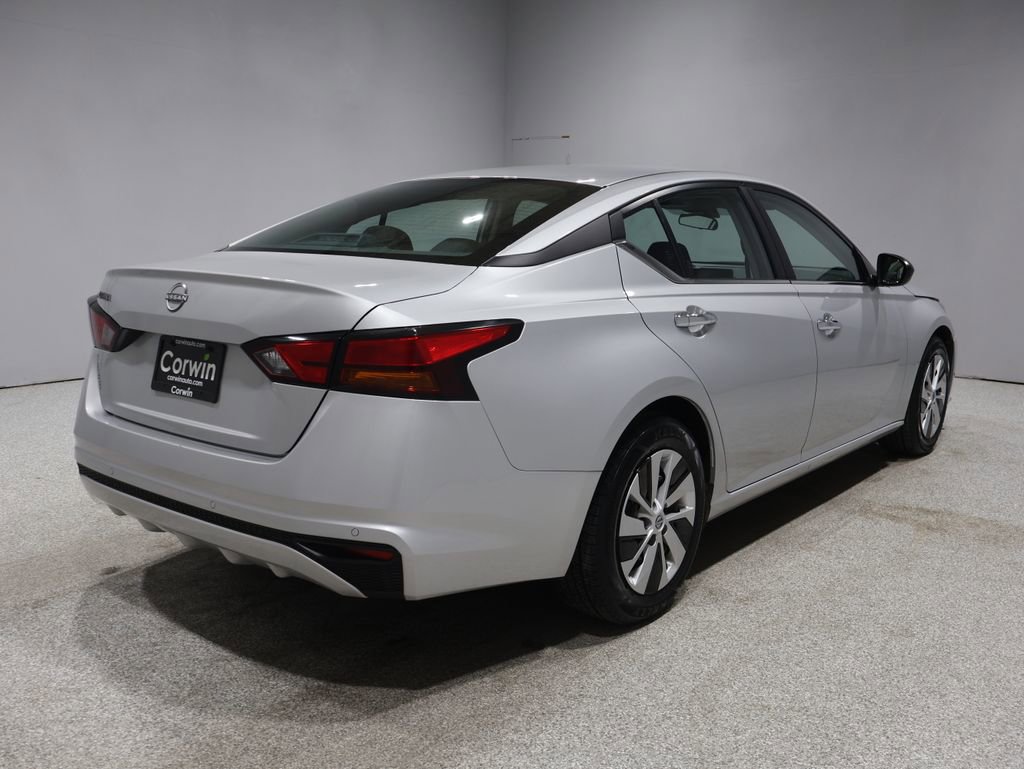 2024 Nissan Altima 2.5 S photo 2