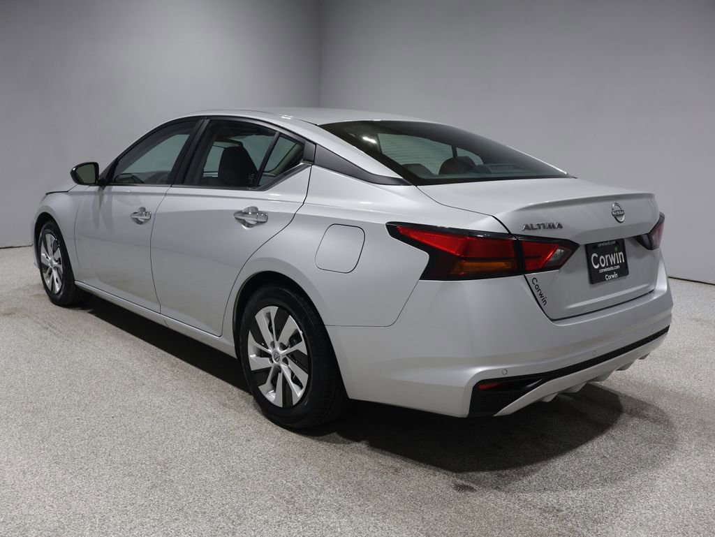 2024 Nissan Altima 2.5 S photo 4