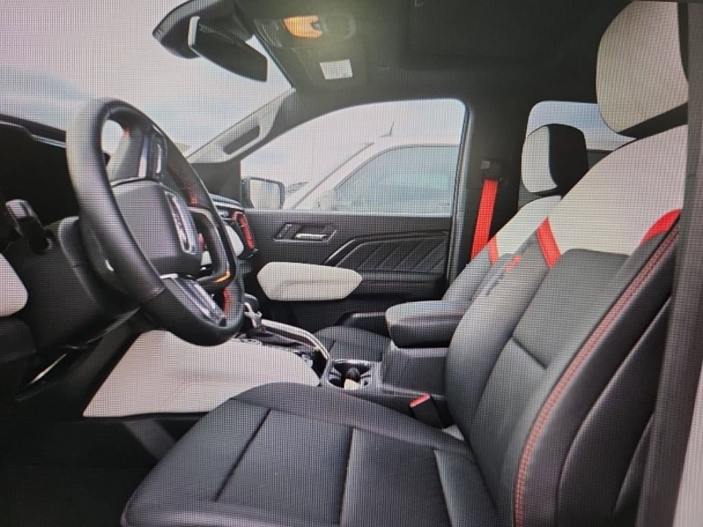 2024 Gmc Canyon AT4X photo 4