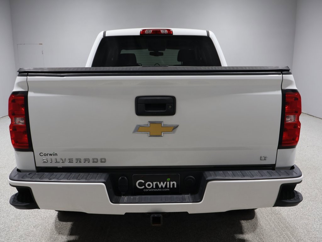 2018 Chevrolet Silverado 1500 LT photo 3