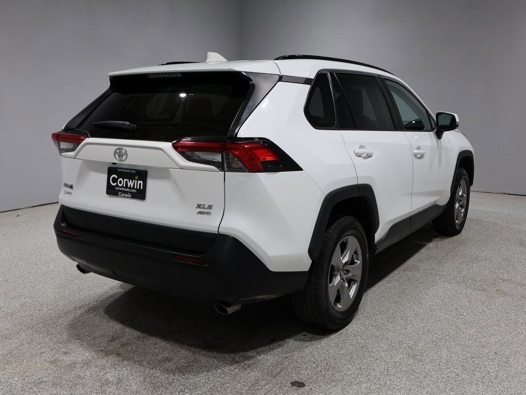 Used 2022 Toyota RAV4 XLE with VIN 2T3P1RFV4NW277417 for sale in Fargo, ND