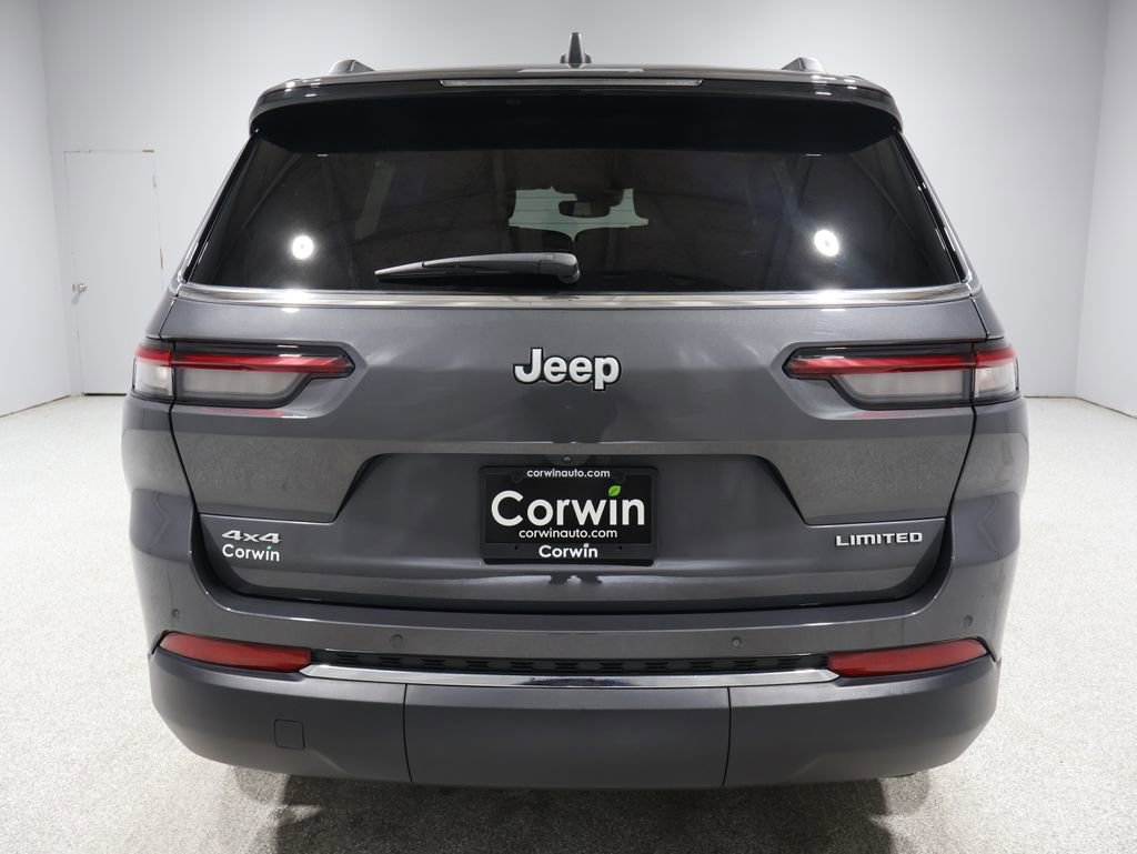 2024 Jeep Grand Cherokee Limited photo 3