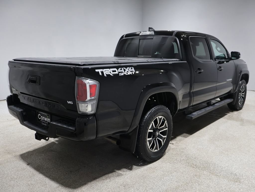 2023 Toyota Tacoma TRD Sport photo 2
