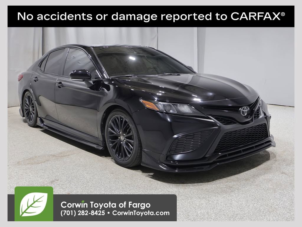 2022 Toyota Camry SE Nightshade AWD's photo