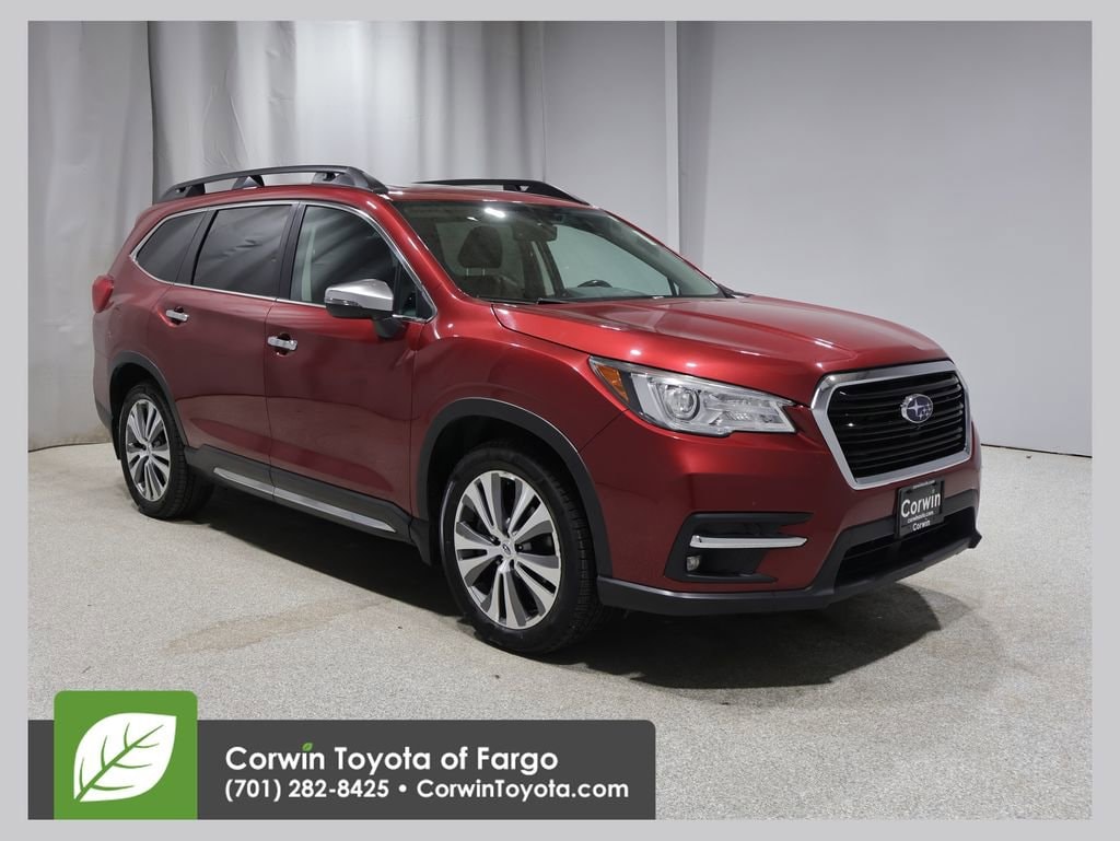 2019 Subaru Ascent Touring's photo