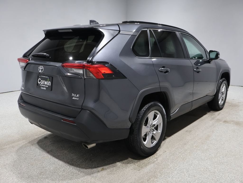 Used 2024 Toyota RAV4 XLE with VIN 2T3P1RFV6RW447105 for sale in Kansas City