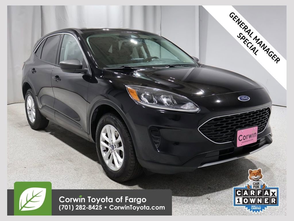 2022 Ford Escape SE's photo