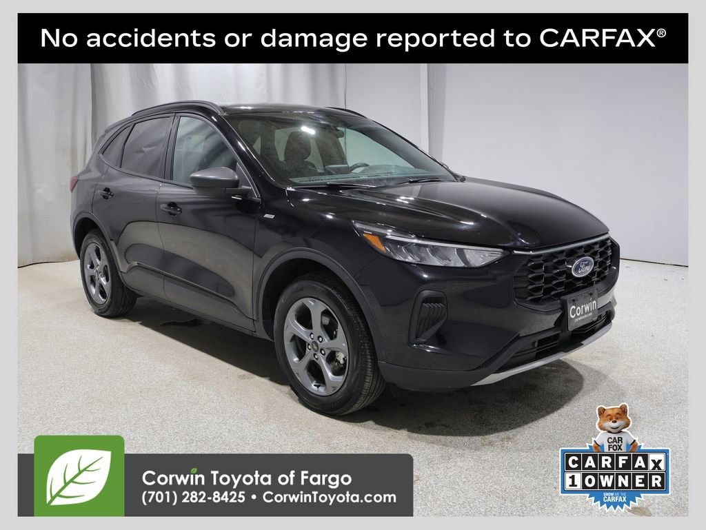 2025 Ford Escape ST-Line AWD's photo