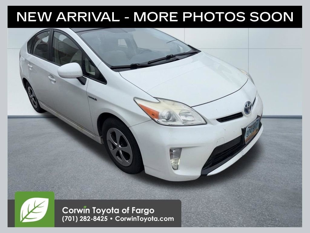 2012 Toyota Prius Four's photo