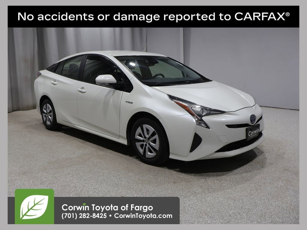 2018 Toyota Prius Two's photo