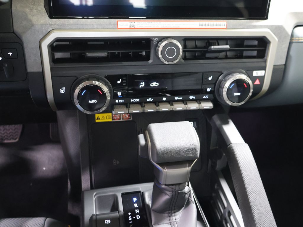 2026 Toyota Tacoma Trailhunter - Photo 24