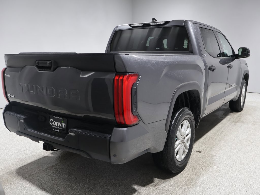2022 Toyota Tundra SR5 photo 2