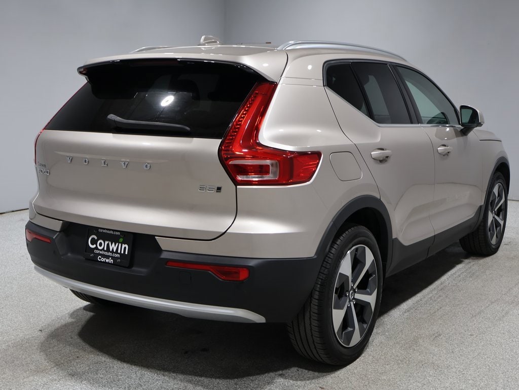 Used 2024 Volvo XC40 Core with VIN YV4L12UK4R2202873 for sale in Fargo, ND