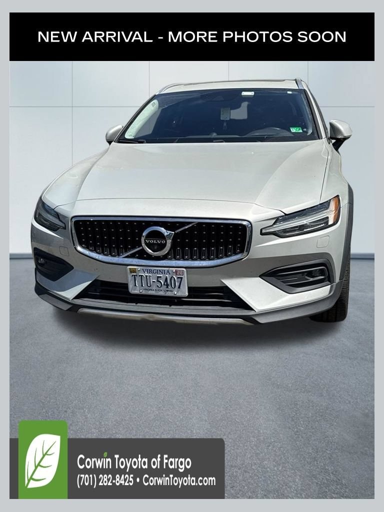 2020 Volvo V60 Cross Country T5 AWD Cross Country's photo