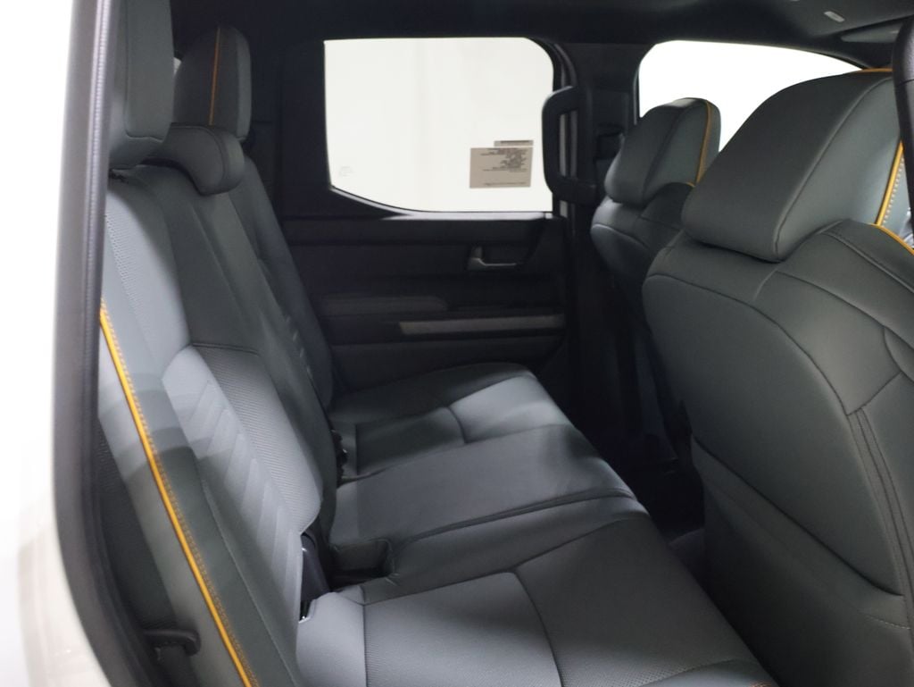 2026 Toyota Tacoma Trailhunter - Photo 16