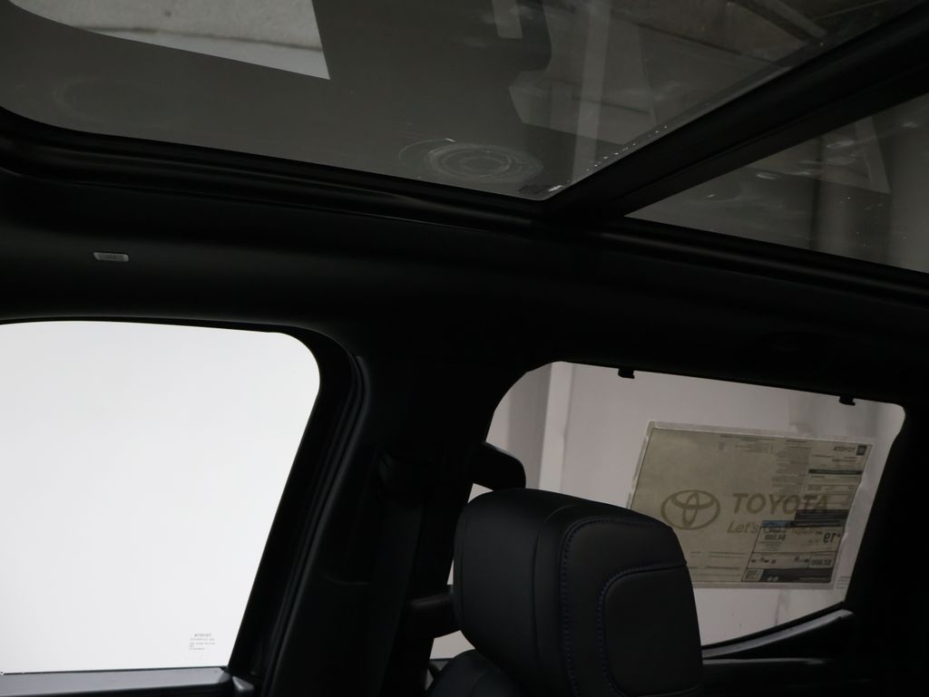 2026 Toyota Tundra Platinum - Photo 24