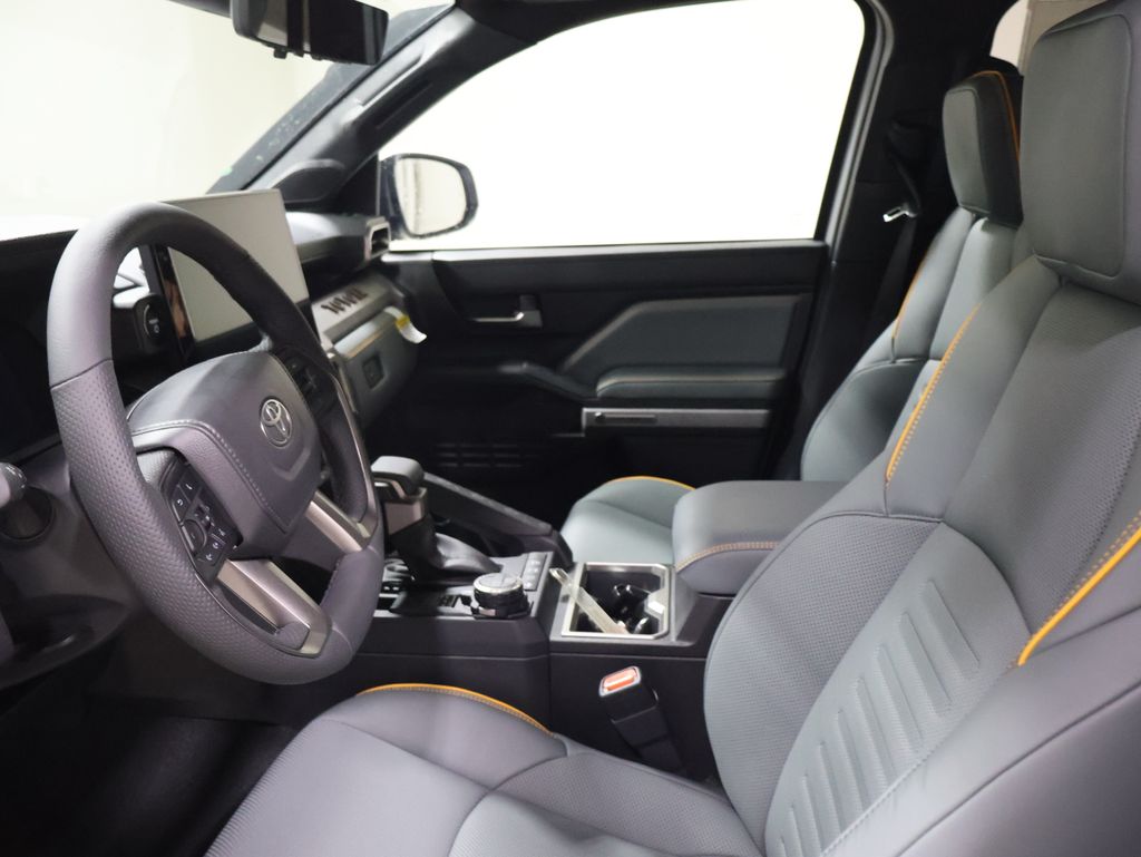 2026 Toyota Tacoma Trailhunter - Photo 11