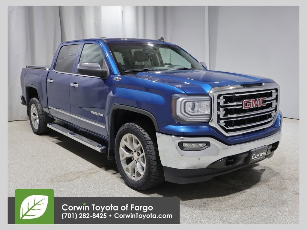 2018 GMC Sierra 4WD Crew Cab Short Box SLT's photo