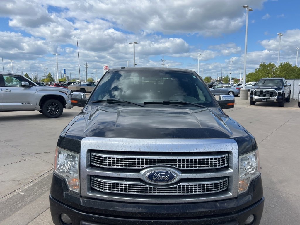 2011 Ford F-150 Platinum photo 2