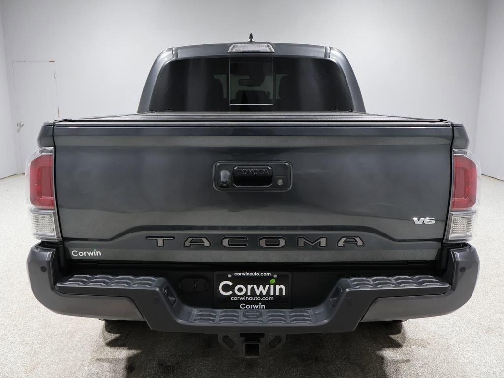 2023 Toyota Tacoma TRD Sport photo 3