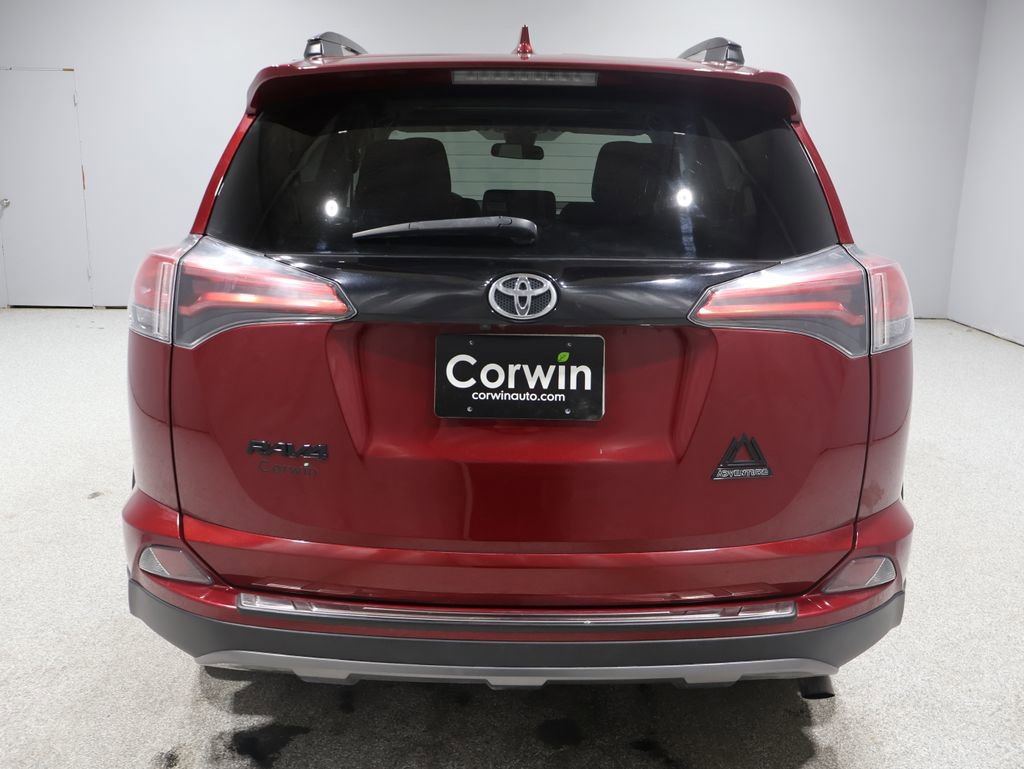 2018 Toyota RAV4 Adventure XLE photo 3