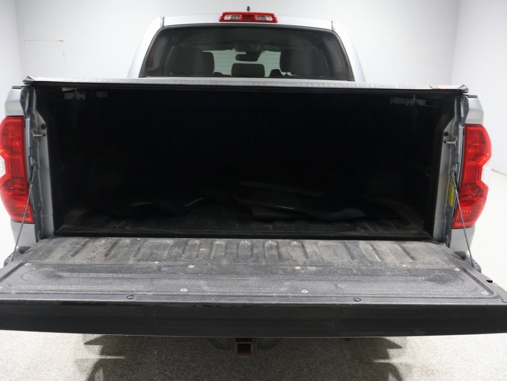 2020 Toyota Tundra Limited Grade photo 3