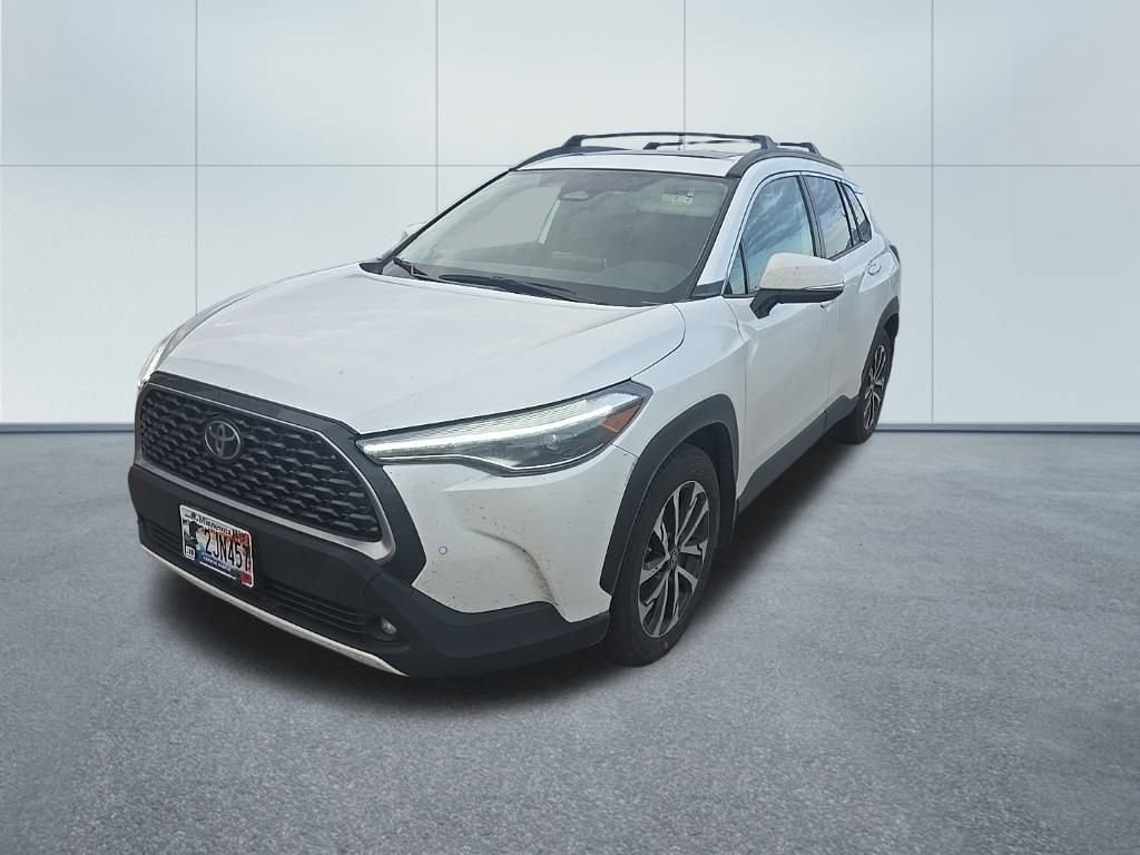 Used 2024 Toyota Corolla Cross XLE SUV