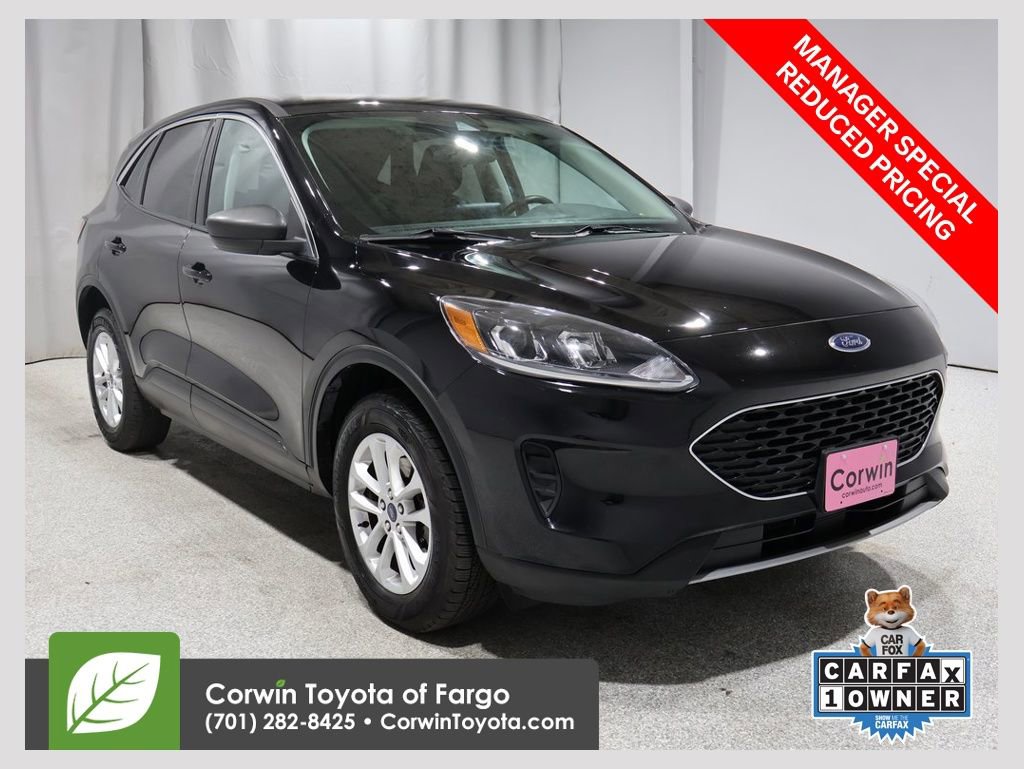 2022 Ford Escape SE's photo