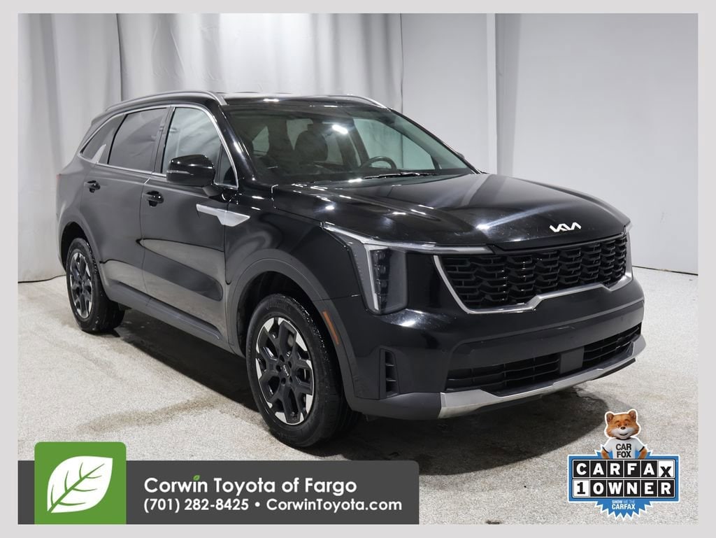 2024 Kia Sorento S's photo