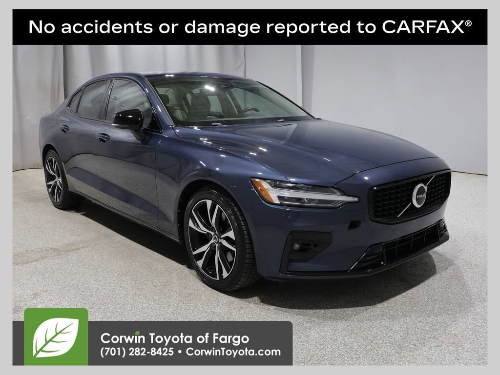 2023 Volvo S60 B5 Core Dark Theme AWD's photo