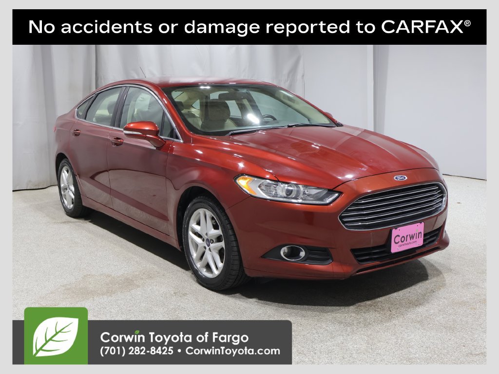 2014 Ford Fusion SE Sedan