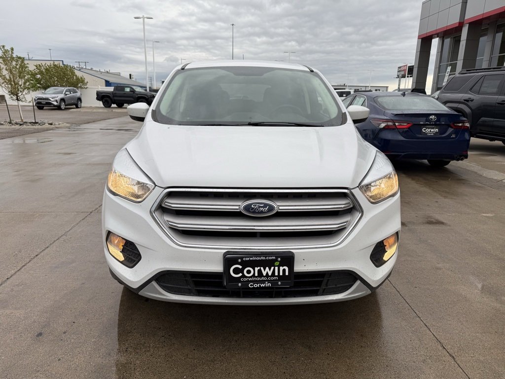Used 2019 Ford Escape SE with VIN 1FMCU9GD1KUC07910 for sale in Fargo, ND