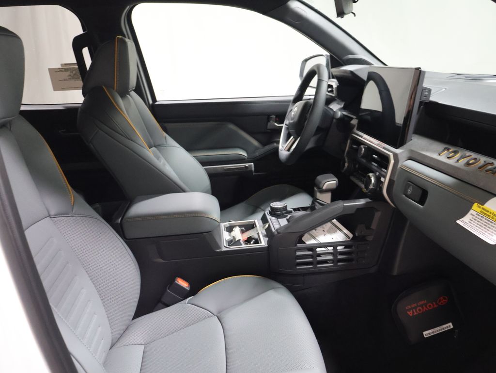 2026 Toyota Tacoma Trailhunter - Photo 18