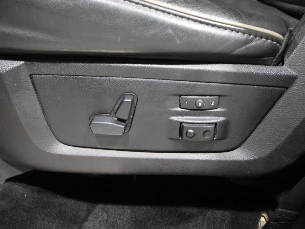 2016 RAM Ram 1500 Pickup Laramie Limited - Photo 11