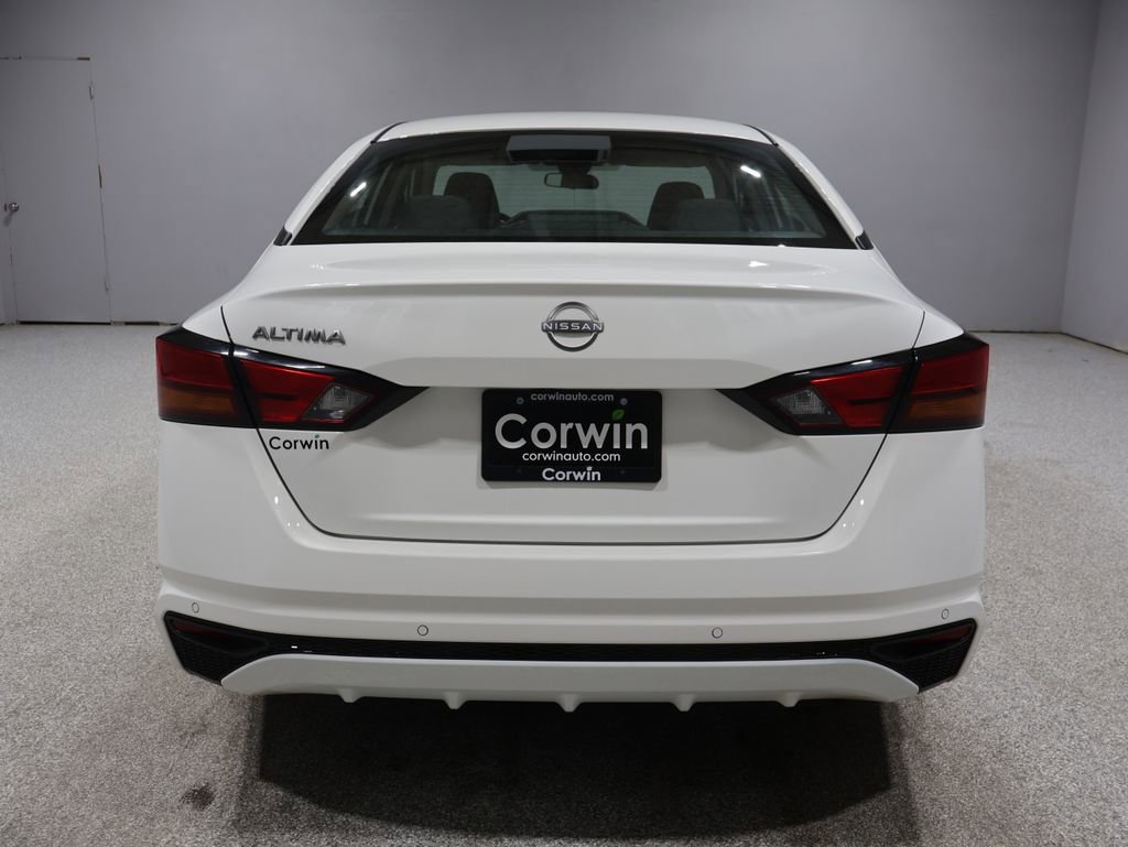 2024 Nissan Altima 2.5 S photo 3