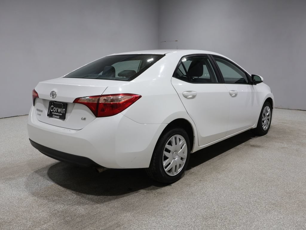 Used 2018 Toyota Corolla LE with VIN 2T1BURHE6JC070529 for sale in Fargo, ND