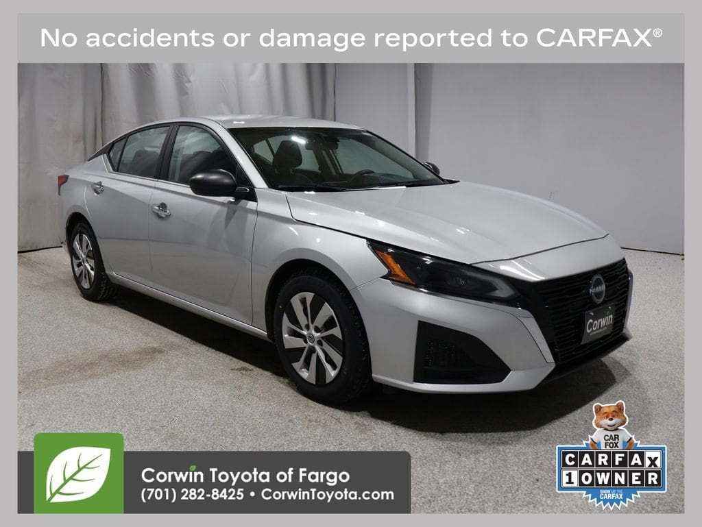 2024 Nissan Altima S's photo